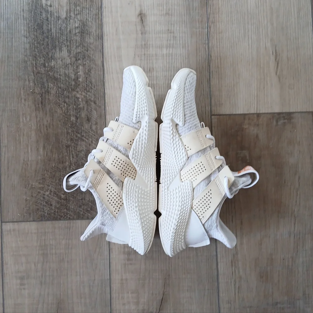 ADIDAS PROPHERE Running Shoes. Size 8 - Picture 6 of 8